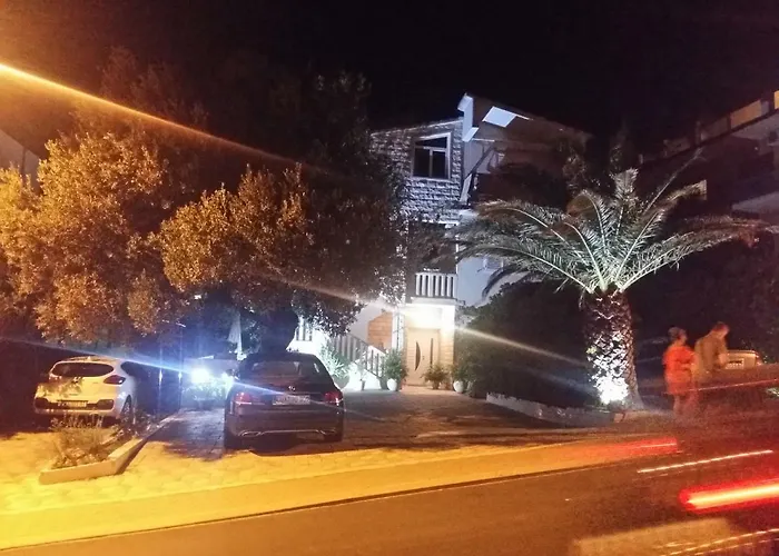 Ella Apartament Makarska