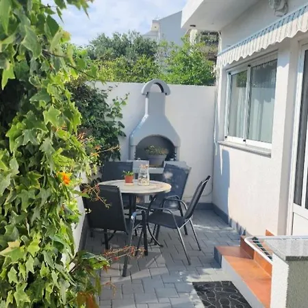 Ella Apartamento Makarska