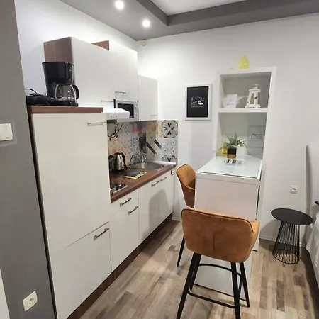 Ella 마카르스카